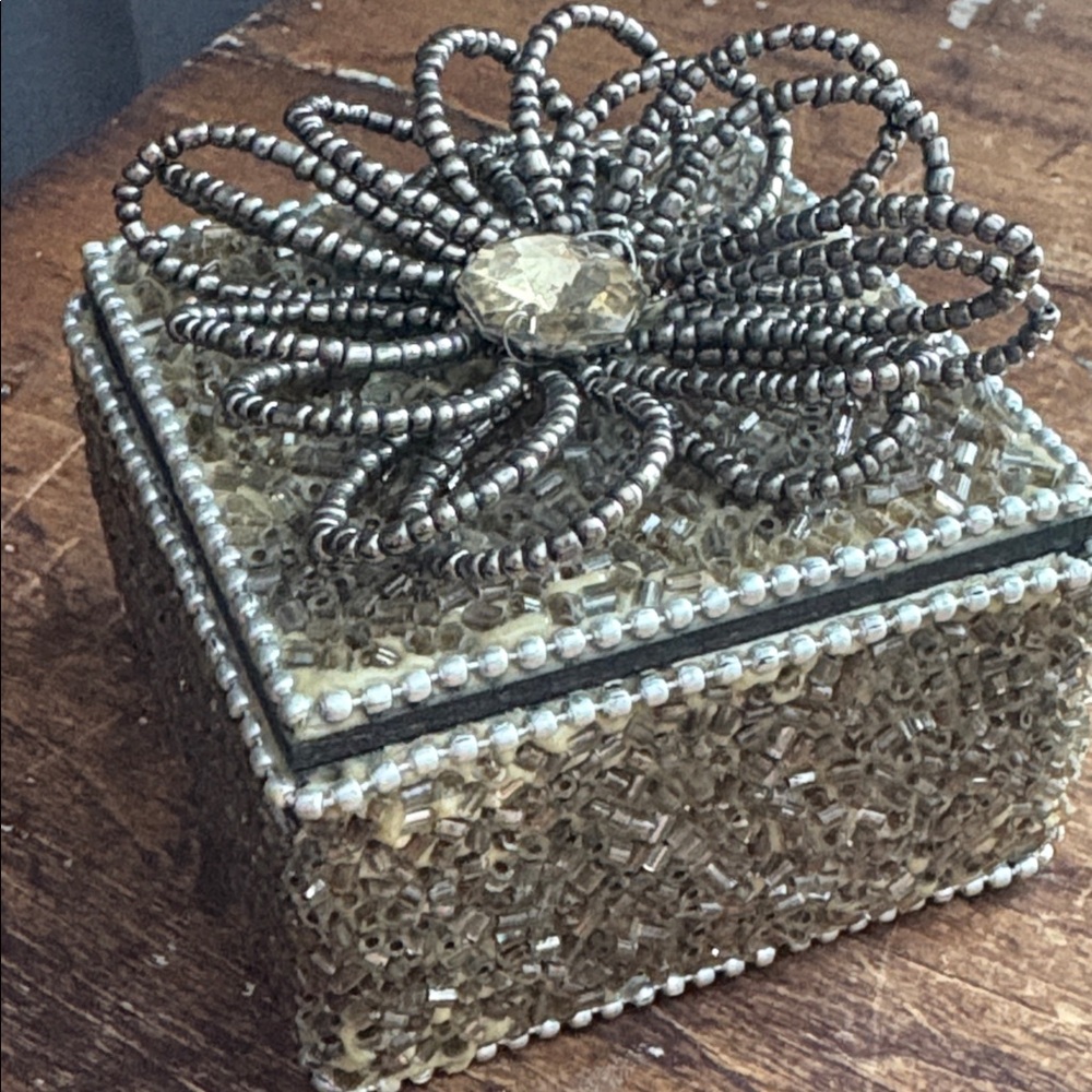 Vintage Beaded Jewelry Trinket Box Antique Silver Style with Jeweled Flower Lid